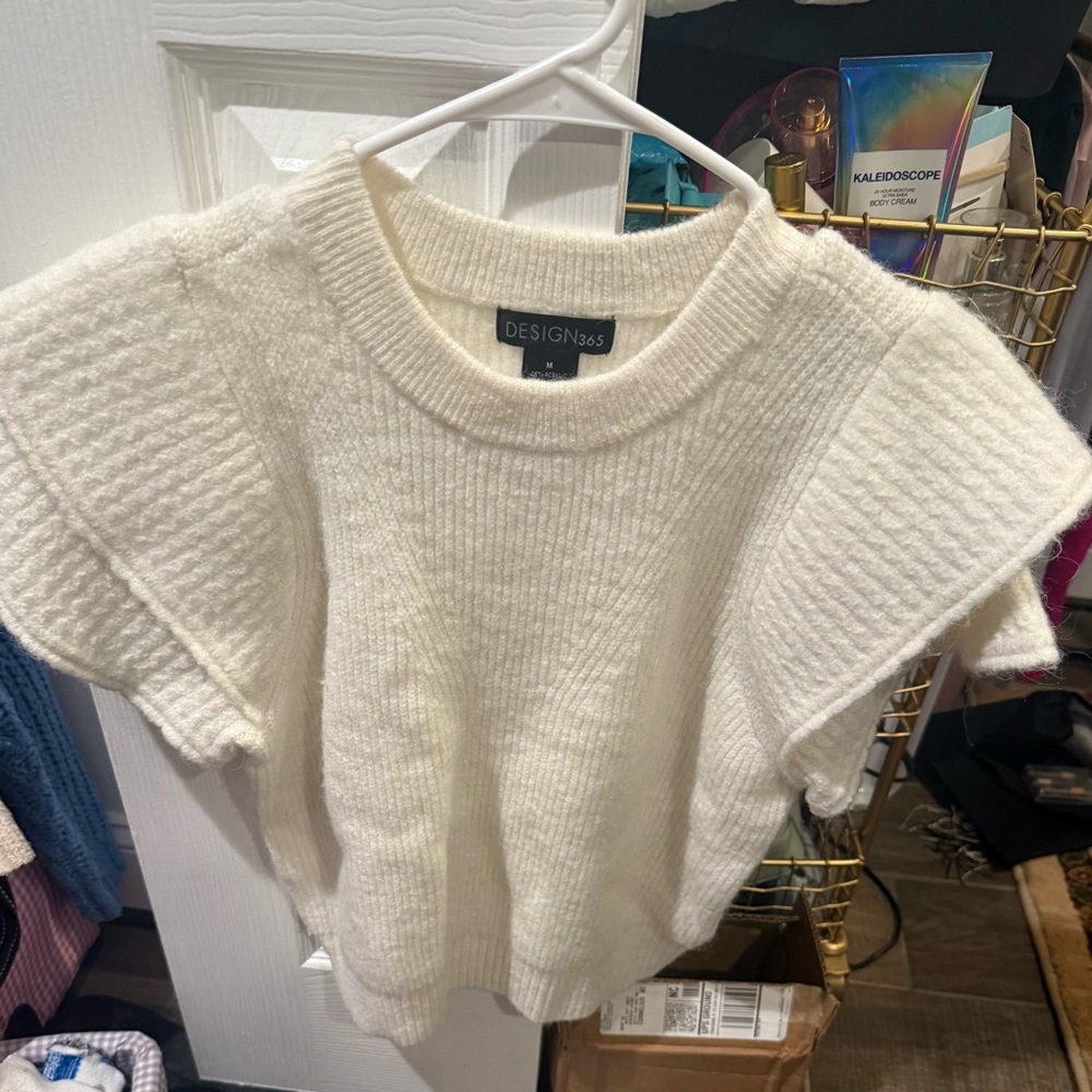 Cream Crew Neck Sweater with Textured Knit Patterns